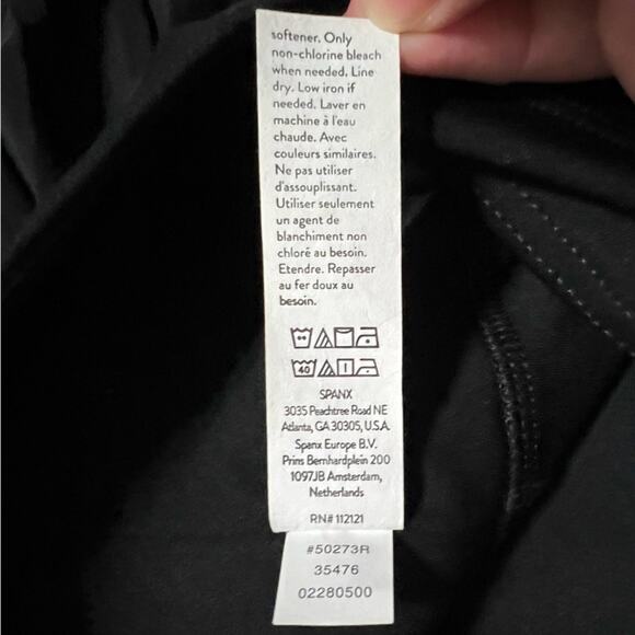 SPANX: THE GET MOVING PLEATED SKORT, 14" - VERY BLACK - Picture 15 of 15